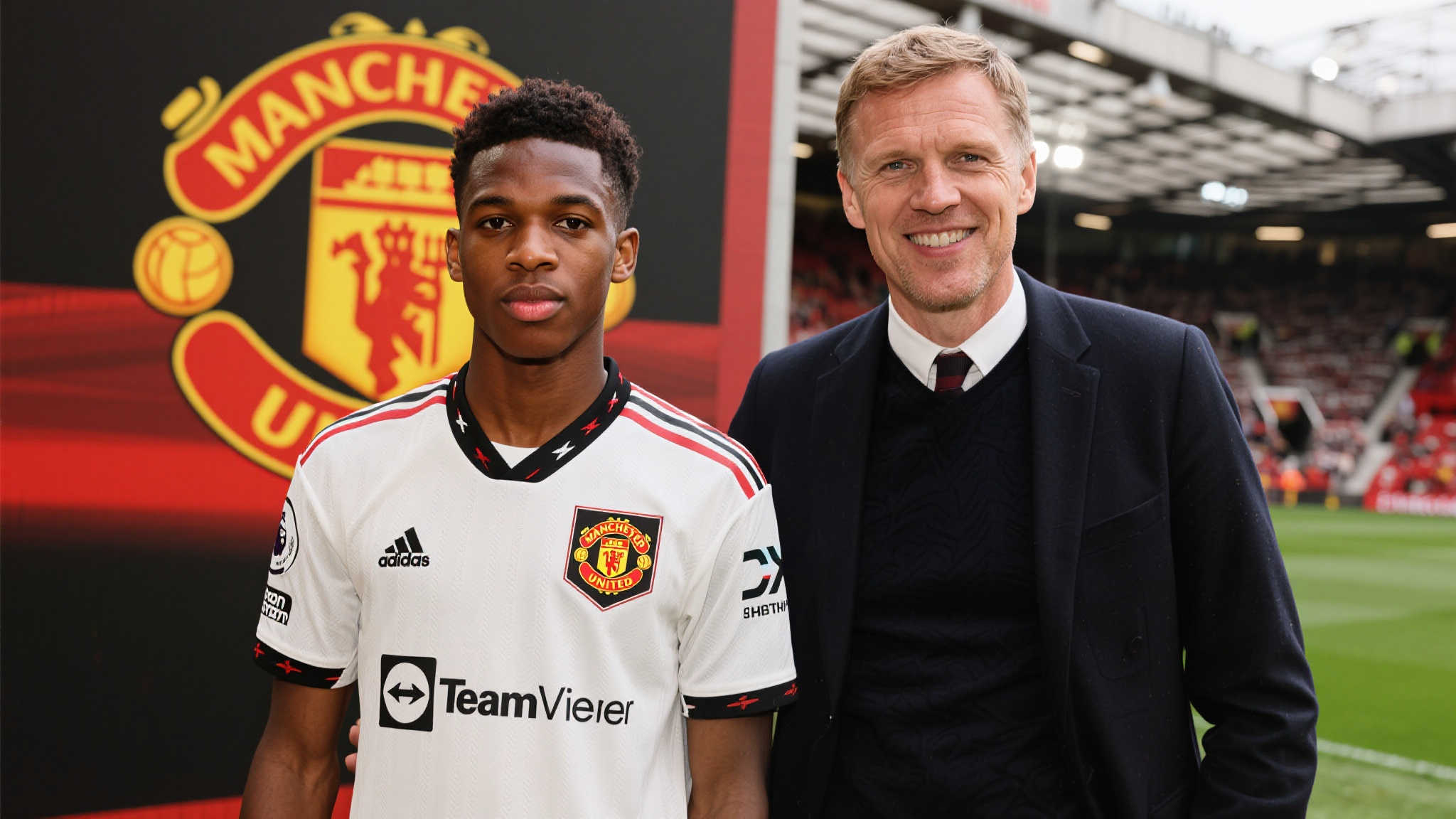 曼联接触埃基蒂克，法兰克福成潜在关键因素